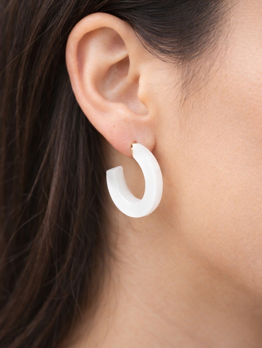 Women's Silver-tone Hardware Small Seashell Open Hoop Design Earrings 0.75", #2